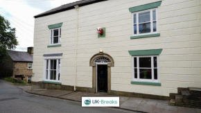 The historic Bulls Head-Grade II Listed